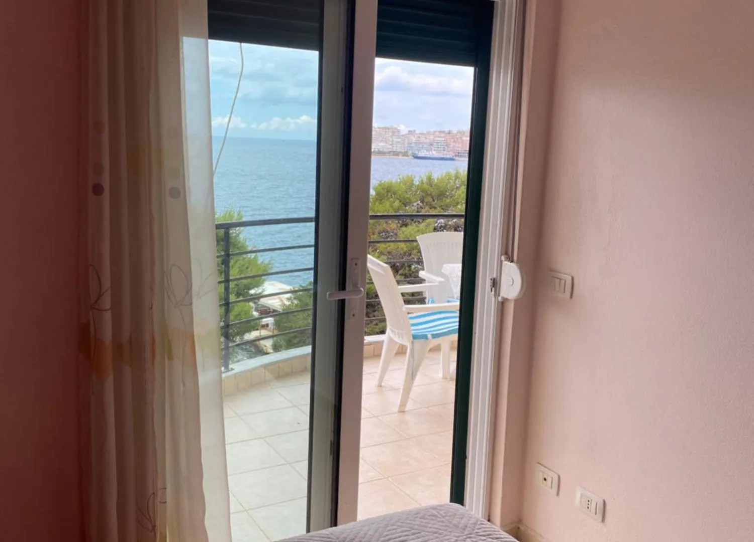 Sea-View Apartment ساراندا ألبانيا