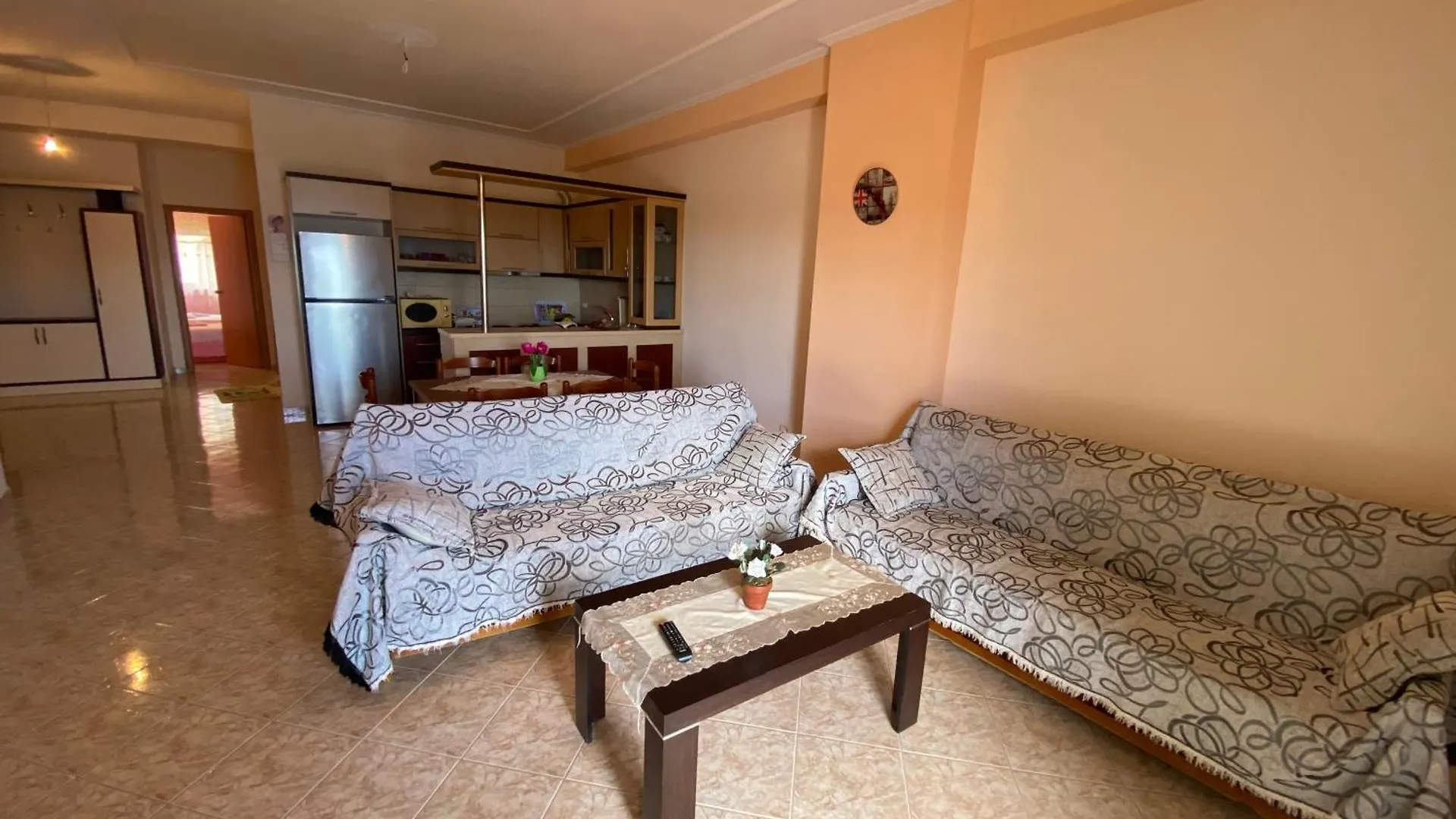 Sea-View Apartment ساراندا ألبانيا