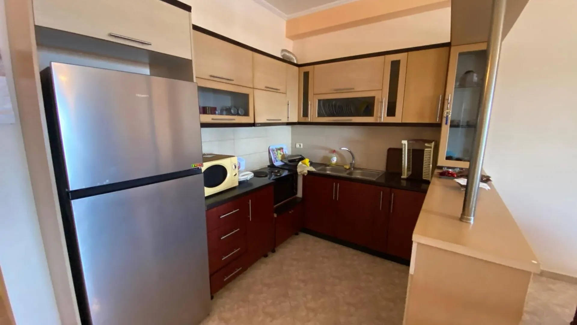 Sea-View Apartment ساراندا